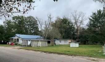 606 W 7th St, Alma, GA 31510