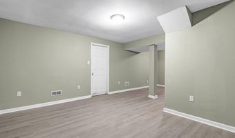 1 SEQUOIA Ct, Bear, DE 19701