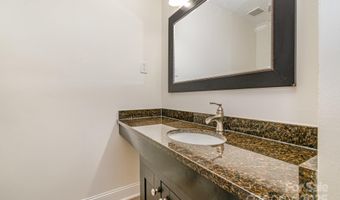 2528 Arnold Dr, Charlotte, NC 28205