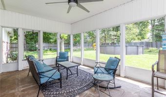 63 Hunters Ln, Amherst, NY 14221