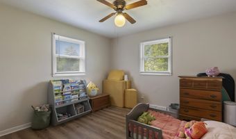 102 McConkey Ave, Barboursville, WV 25504