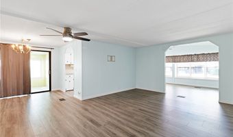 914 Jacaranda Dr, Barefoot Bay, FL 32976