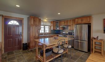 23 Mud Pt S, Alburgh, VT 05440
