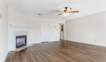 2931 Stonewater Dr, Albany, GA 31721
