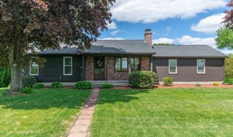 629 River Rd, Agawam, MA 01001