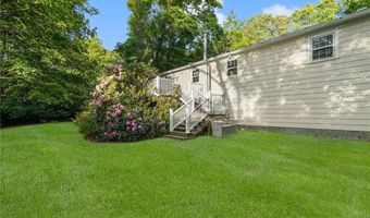 350 Essex Rd, North Kingstown, RI 02852