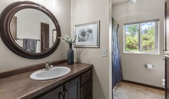 1074 W WILLIS Way, Appleton, WI 54913
