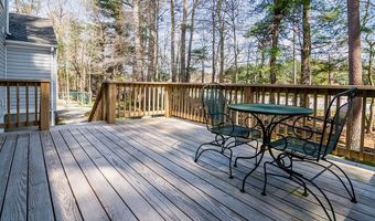18 Wood Cove Dr, Coventry, RI 02816