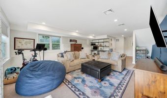 27 Beryl St, Boston, MA 02131