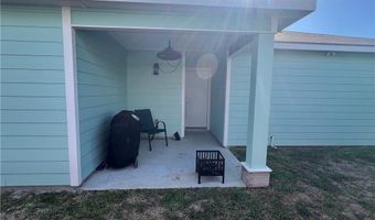 2076 S Saunders St, Aransas Pass, TX 78336