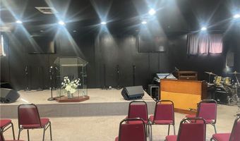 9 Maplewood Ave, Bloomfield, CT 06002