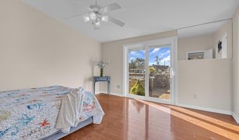 64 Harbor Inn Rd, Bayville, NJ 08721