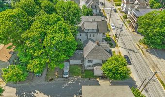 77 Center St, Bangor, ME 04401