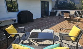 430 PINE St, Brookings, OR 97415