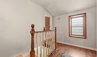 59 S 14th St, Airville, PA 15203