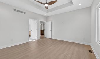 422 NE Lakota Dr, Adrian, MO 64720