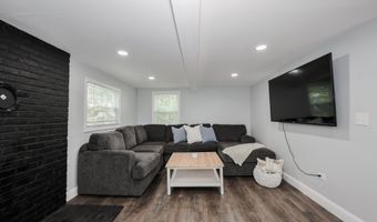 34 Nottingham Rd, Canterbury, NH 03224