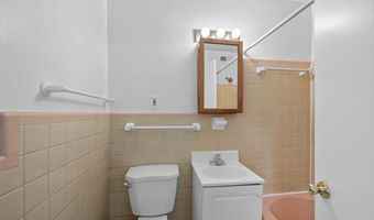 11 Peachtree Hills Ave NE B5, Atlanta, GA 30305