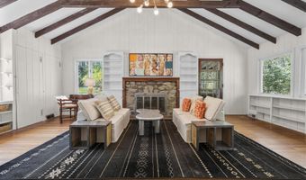 67 Obtuse Hill Rd, Brookfield, CT 06804
