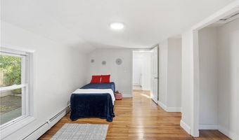 207 Mendon Rd, Cumberland, RI 02864