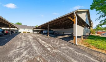 1445 Whispering Creek Dr J, Ballwin, MO 63021