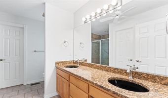 44 Devizis Dr, Bella Vista, AR 72714