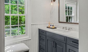 540 Rock Creek Dr, Ann Arbor, MI 48104
