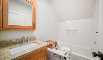 4516 Palestine Dr NW, Albany, OR 97321