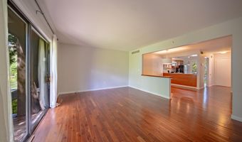 672 Greenhills Dr, Ann Arbor, MI 48105