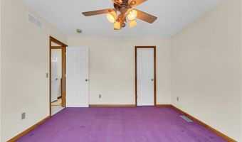 120 Ambleside Way, Amherst, OH 44001