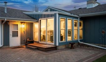307 21st St NW, Austin, MN 55912