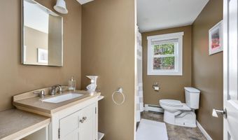 284 Bragg's Ln, Barnstable, MA 02630