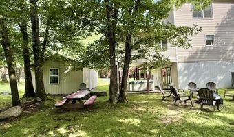 82 Tennyson Cir, Albrightsville, PA 18210