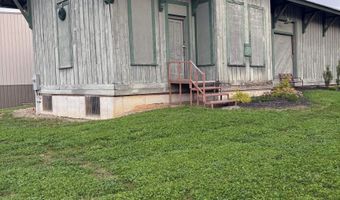 103 W Rochester St, Akron, IN 46910