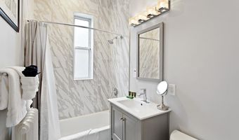 111 PATRICK St N #1, Alexandria, VA 22314