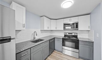 1735 Merriman Rd 102, Akron, OH 44313