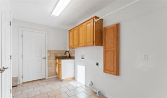 44 Devizis Dr, Bella Vista, AR 72714