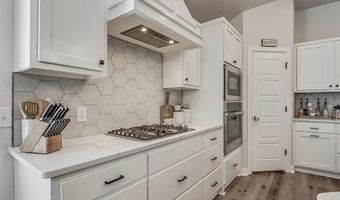 428 Vista Dr, Yukon, OK 73099