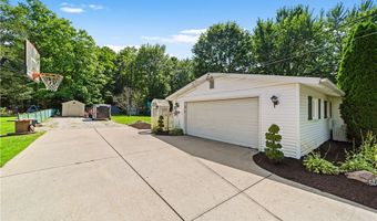 583 Sherwood Dr, Aurora, OH 44202