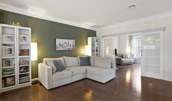 19 Putnam Ln 19, Danbury, CT 06810