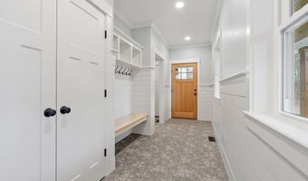 385 Green Rd, Bolton, MA 01740