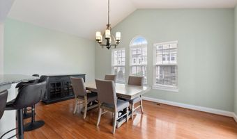 25792 RACING SUN Dr, Aldie, VA 20105