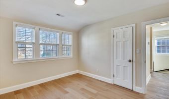 8908 GRANT St, Bethesda, MD 20817