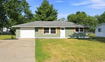 233 S Division St, Auburn, IN 46706
