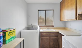 19678 Red Feather Rd, Apple Valley, CA 92307