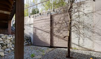 2000 Solstice Cir, Anchorage, AK 99503