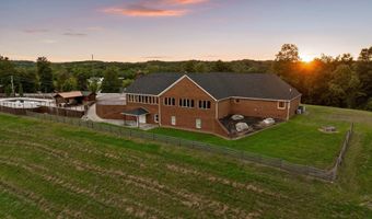 1020 Thomas Rd, Benton, TN 37307
