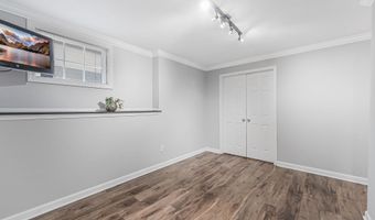 20419 CHARTER OAK Dr, Ashburn, VA 20147