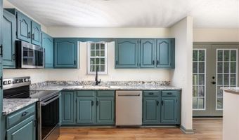 3611 Cyrus Creek Rd, Barboursville, WV 25504