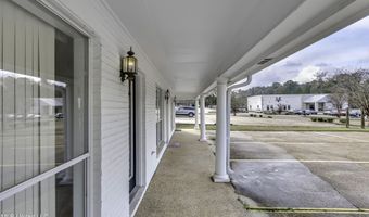 1041 Lake Vlg, Brandon, MS 39047